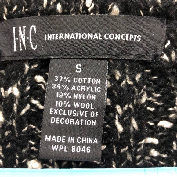 Sweater - Picture 2 of 4